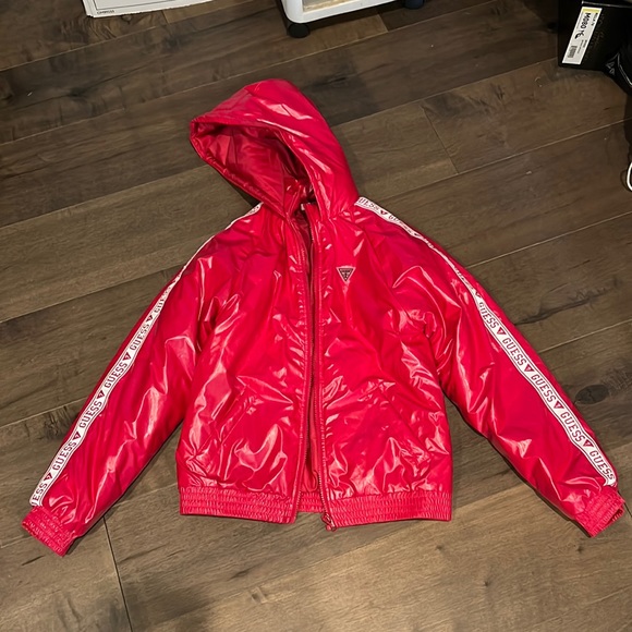 Pink with subtle sparkles Girls size 16 Guess jacket. Only worn once. - Picture 1 of 6